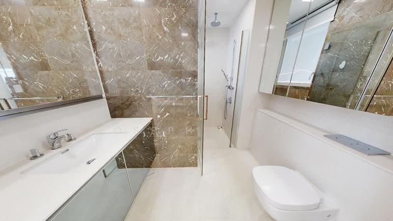 76 Shenton, 76 Shenton Way, Chinatown / Tanjong Pagar, 1 Bedroom, 624 sqft, Apartment For Rent, by Joseph Khoo, 500298899 - Bathroom - PropertyGuru.com.sg