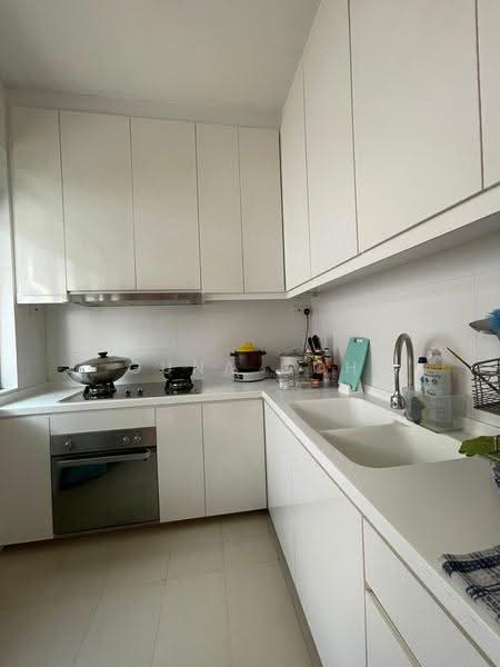 Gerald Mugliston Estate, Mugliston Gradens, Seletar / Yio Chu Kang, 5 Bedrooms, 5,100 sqft, Semi-Detached House For Rent, by Guna Goh, 500298923 - Kitchen - PropertyGuru.com.sg