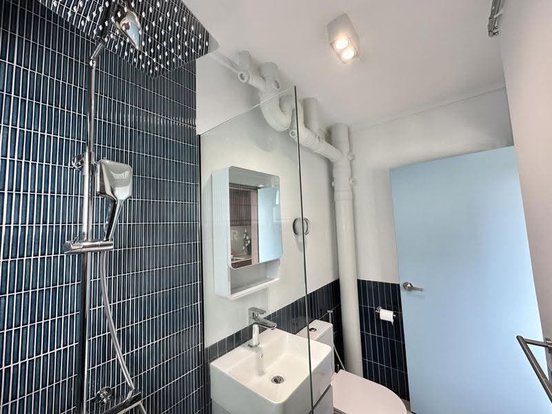 520 Pasir Ris Street 52, 520 Pasir Ris Street 52, Pasir Ris / Tampines, Room Rental, 200 sqft, HDB Flat For Rent, by Er Lin, 500298932 - Bathroom - PropertyGuru.com.sg