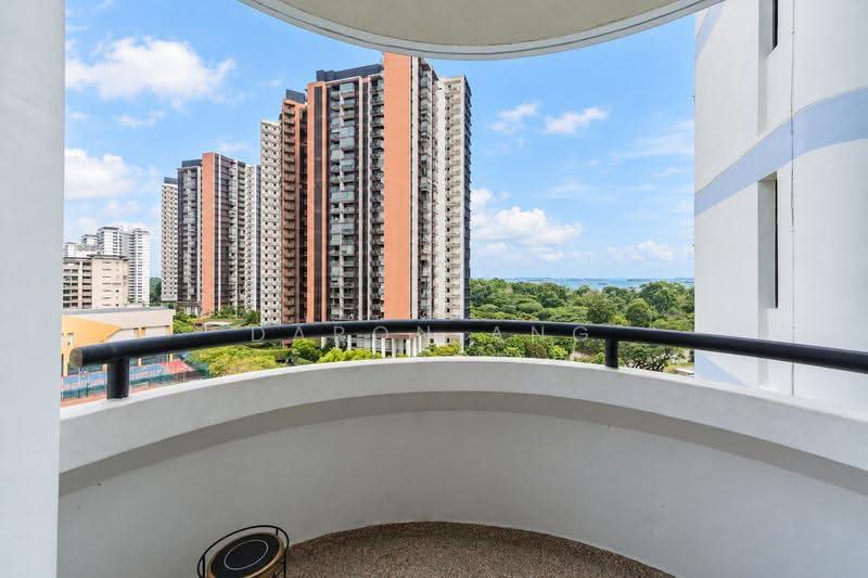 Mandarin Gardens, 7 Siglap Road, East Coast / Marine Parade, 3 Bedrooms, 1,572 sqft, Condominium For Sale, by Daron Ang, 500298999 - Balcony - PropertyGuru.com.sg