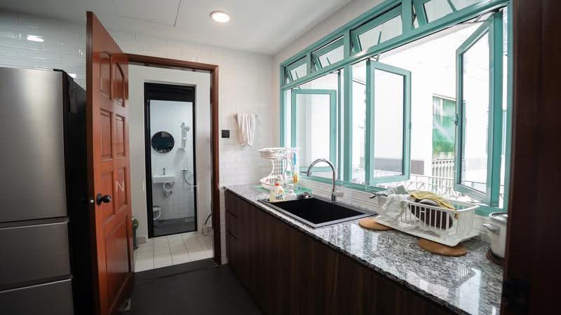Ballota Park Condo, 152 Mariam Way, Changi Airport / Changi Village, 3 Bedrooms, 1,346 sqft, Condominium For Sale, by Nicholas Feng, 500299043 - Kitchen - PropertyGuru.com.sg