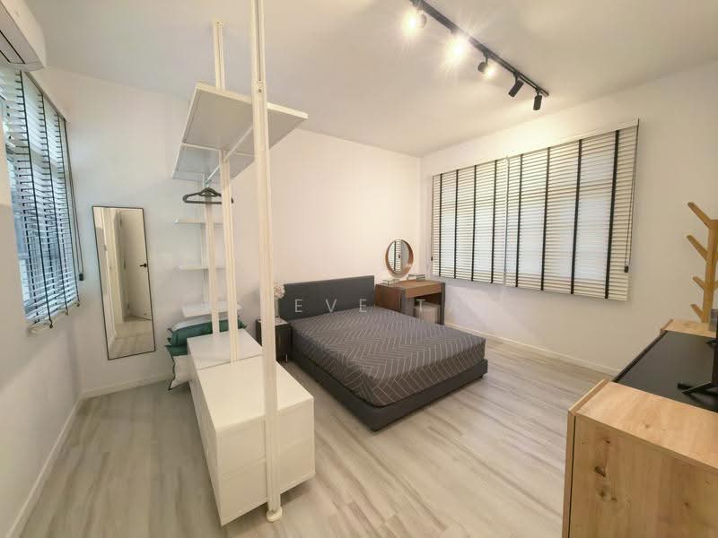 Azalea Park Condo, 2 Flora Road, Changi Airport / Changi Village, 3 Bedrooms, 900 sqft, Condominium For Rent, by Steeve Tan, 500299087 - Bedroom - PropertyGuru.com.sg