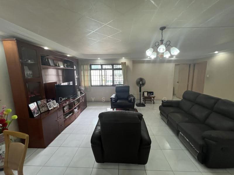 246 Compassvale Road, 246 Compassvale Road, Hougang / Punggol / Sengkang, 2 Bedrooms, 1,248 sqft, HDB Flat For Sale, by Denyse Teng, 500299095 - Living Room - PropertyGuru.com.sg