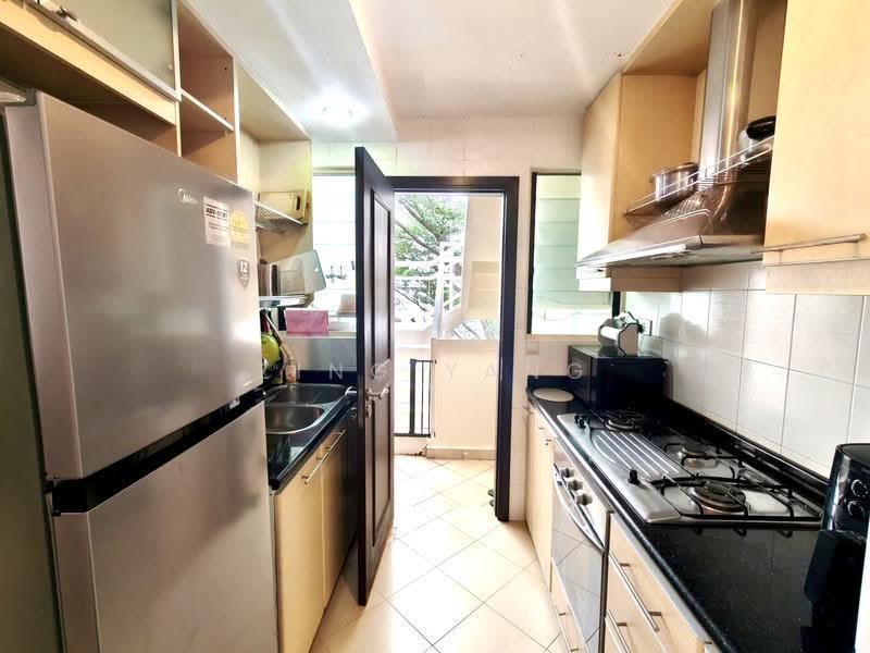 Jervois Regency, 49 Jervois Road, Tanglin / Holland / Bukit Timah, 2 Bedrooms, 1,894 sqft, Condominium For Rent, by Zing Yang, 500299108 - Kitchen - PropertyGuru.com.sg