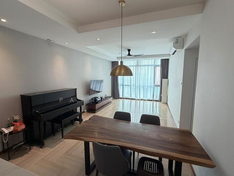 Hillview Regency, 26 Bukit Batok East Avenue 2, Dairy Farm / Bukit Panjang / Choa Chu Kang, 3 Bedrooms, 1,119 sqft, Condominium For Rent, by Patrick Tan, 500299159 - Living Room - PropertyGuru.com.sg