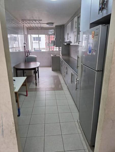 664B Jurong West Street 64, 664B Jurong West Street 64, Boon Lay / Jurong / Tuas, Room Rental, 120 sqft, HDB Flat For Rent, by Winfred Quek, 500299169 - Kitchen - PropertyGuru.com.sg
