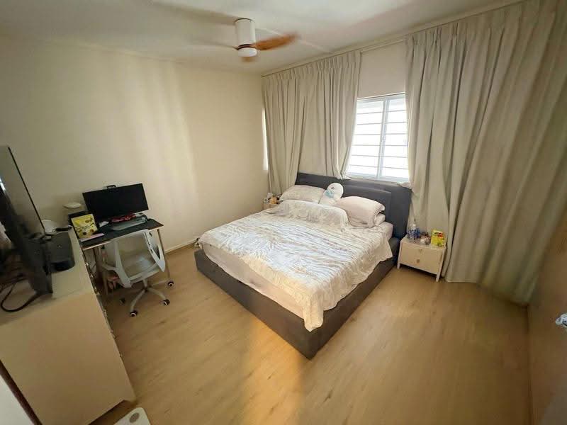 137 Bedok Reservoir Road, 137 Bedok Reservoir Road, Bedok / Upper East Coast, 3 Bedrooms, 1,625 sqft, HDB Flat For Sale, by Zac Teo, 500299296 - Bedroom - PropertyGuru.com.sg