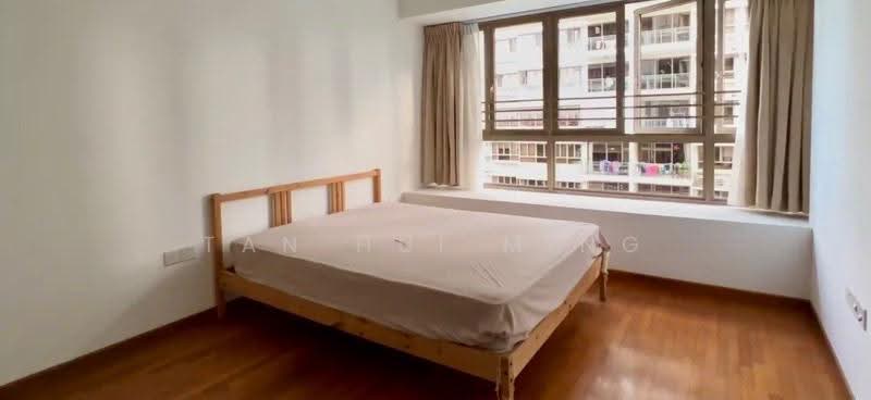 Waterfront Gold, 752 Bedok Reservoir Road, Bedok / Upper East Coast, 2 Bedrooms, 872 sqft, Condominium For Rent, by Tan Hui Ming, 500299360 - PropertyGuru.com.sg