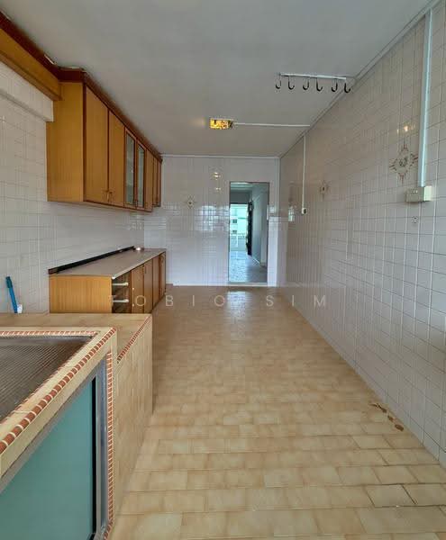625 Ang Mo Kio Avenue 9, 625 Ang Mo Kio Avenue 9, Ang Mo Kio / Bishan / Thomson, 2 Bedrooms, 731 sqft, HDB Flat For Sale, by Tobio Sim, 500299406 - Kitchen - PropertyGuru.com.sg