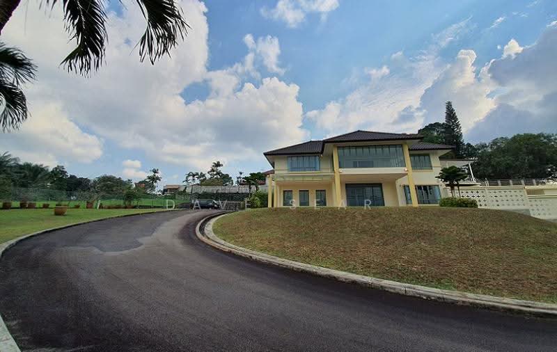 King Albert Park, Clementi Park / Upper Bukit Timah, 4 Bedrooms, 10,225 sqft, Good Class Bungalow For Rent, by Dave Sear, 500299422 - Exterior - PropertyGuru.com.sg