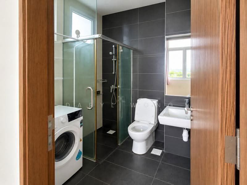 Suites @ East Coast, 175 Upper East Coast Road, East Coast / Marine Parade, 1 Bedroom, 366 sqft, Condominium For Rent, by Daryl Wong, 500299425 - Bathroom - PropertyGuru.com.sg