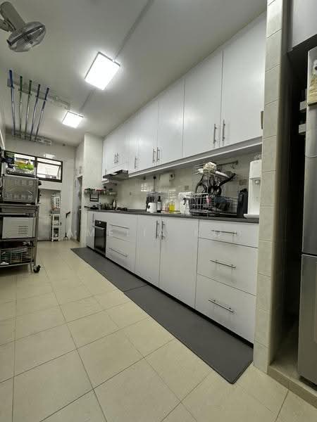 308A Anchorvale Road, 308A Anchorvale Road, Hougang / Punggol / Sengkang, 3 Bedrooms, 1,184 sqft, HDB Flat For Sale, by Amelia Koh, 500299429 - Kitchen no editing - PropertyGuru.com.sg