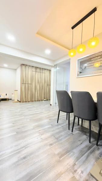 506A Yishun Avenue 4, 506A Yishun Avenue 4, Sembawang / Yishun, 3 Bedrooms, 1,000 sqft, HDB Flat For Sale, by Zai ., 500299460 - Dining Room - PropertyGuru.com.sg