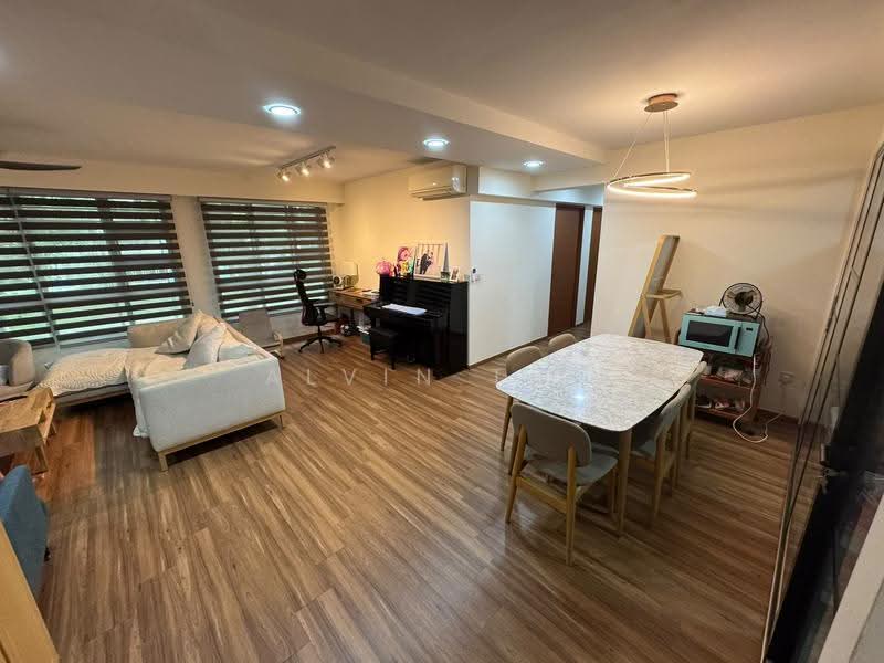 889A Woodlands Drive 50, 889A Woodlands Drive 50, Admiralty / Woodlands, 3 Bedrooms, 1,216 sqft, HDB Flat For Sale, by Alvin Toh, 500299485 - Living Room - PropertyGuru.com.sg