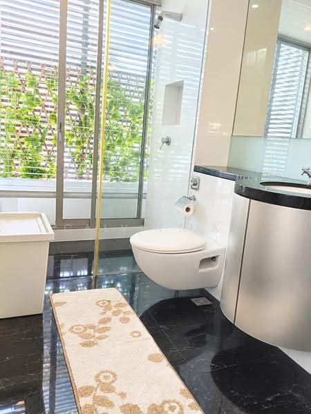 Master Room Ensuited toilet