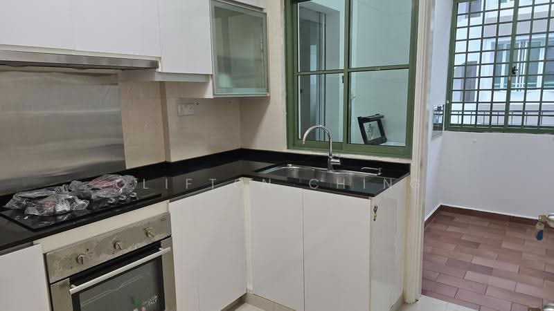 Castle Loft, 133 Lorong K Telok Kurau, East Coast / Marine Parade, 3 Bedrooms, 1,173 sqft, Apartment For Rent, by Clifton Ching, 500299741 - Kitchen - PropertyGuru.com.sg