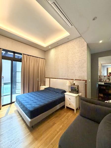 The Trilinq, 28B Jalan Lempeng, Buona Vista / West Coast / Clementi New Town, 4 Bedrooms, 4,446 sqft, Condominium For Sale, by Kelvin Thong, 500299767 - Junior Master Bedroom - PropertyGuru.com.sg