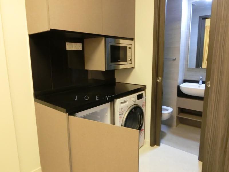 Liv on Wilkie, 9 Wilkie Terrace, Orchard / River Valley, Studio, 180 sqft, Apartment For Rent, by Joey Lim, 500299778 - Bathroom - PropertyGuru.com.sg