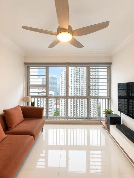 420 Clementi Avenue 1, 420 Clementi Avenue 1, Buona Vista / West Coast / Clementi New Town, 3 Bedrooms, 1,033 sqft, HDB Flat For Rent, by Oh Yu Xuan, 500299848 - Living Room - PropertyGuru.com.sg