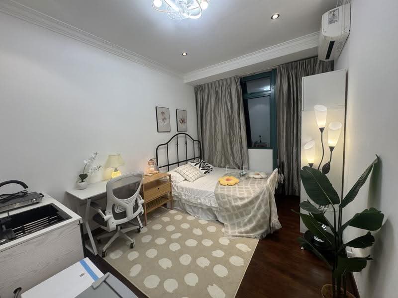 Kew Crescent, Upper East Coast Road, Bedok / Upper East Coast, Room Rental, 250 sqft, Terraced House For Rent, by Ann Lee, 500299907 - Bedroom - PropertyGuru.com.sg