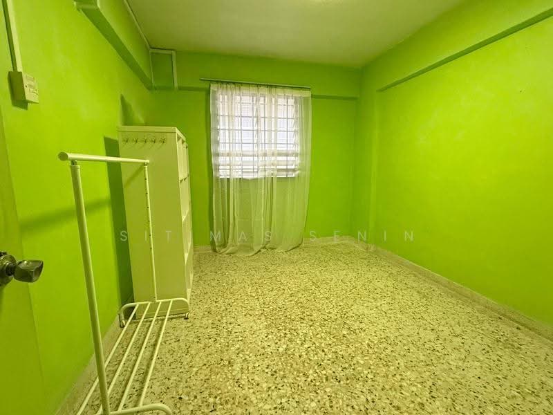 178 Ang Mo Kio Avenue 4, 178 Ang Mo Kio Avenue 4, Ang Mo Kio / Bishan / Thomson, 2 Bedrooms, 731 sqft, HDB Flat For Sale, by Sitimas Senin, 500299954 - Bedroom - PropertyGuru.com.sg