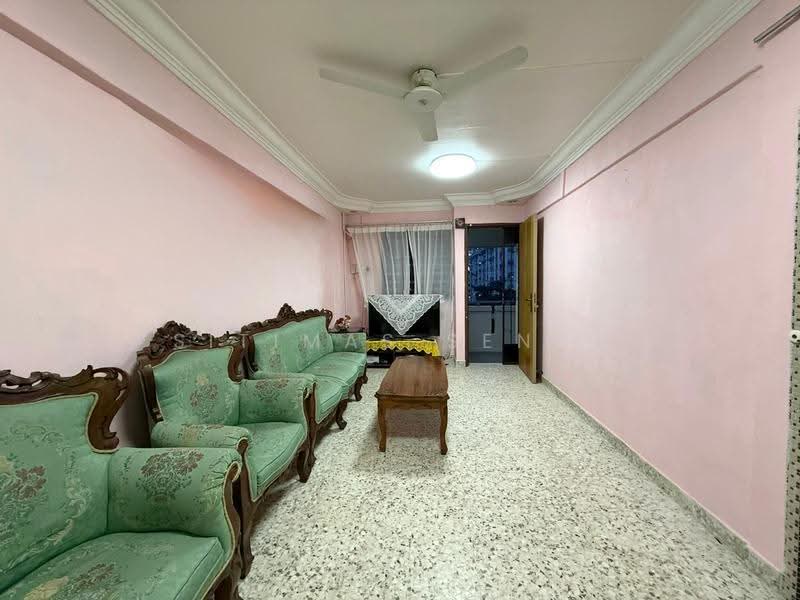 178 Ang Mo Kio Avenue 4, 178 Ang Mo Kio Avenue 4, Ang Mo Kio / Bishan / Thomson, 2 Bedrooms, 731 sqft, HDB Flat For Sale, by Sitimas Senin, 500299954 - Living Room - PropertyGuru.com.sg