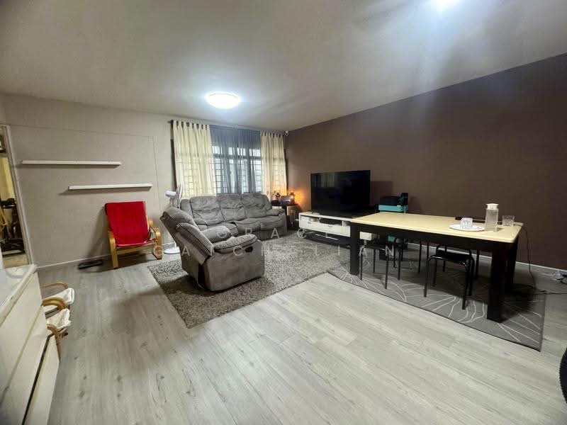 304B Anchorvale Link, 304B Anchorvale Link, Hougang / Punggol / Sengkang, 3 Bedrooms, 1,184 sqft, HDB Flat For Sale, by Grace Gatchalian, 500299991 - Living Room - PropertyGuru.com.sg