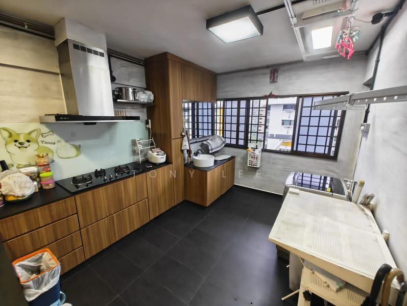 535 Ang Mo Kio Avenue 5, 535 Ang Mo Kio Avenue 5, Ang Mo Kio / Bishan / Thomson, 2 Bedrooms, 721 sqft, HDB Flat For Sale, by Tony Lee, 500300034 - Kitchen - PropertyGuru.com.sg
