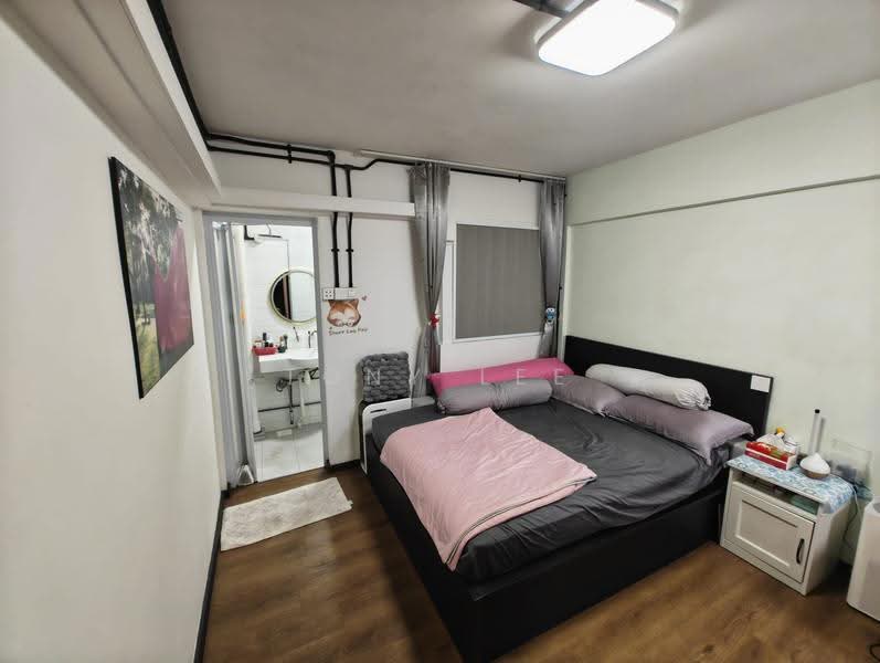535 Ang Mo Kio Avenue 5, 535 Ang Mo Kio Avenue 5, Ang Mo Kio / Bishan / Thomson, 2 Bedrooms, 721 sqft, HDB Flat For Sale, by Tony Lee, 500300034 - Bedroom - PropertyGuru.com.sg