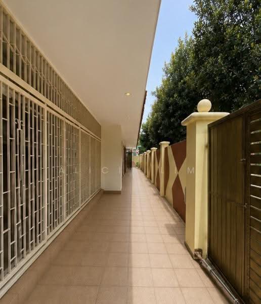 Fowlie Road, Ceylon Road, Onan Road, Carpmael Road, East Coast / Marine Parade, 6 Bedrooms, 3,811 sqft, Corner Terrace For Sale, by Alicia Lim, 500300107 - Exterior - PropertyGuru.com.sg