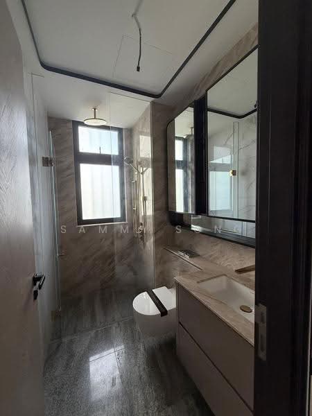 Perfect Ten, 323 Bukit Timah Road, Tanglin / Holland / Bukit Timah, 2 Bedrooms, 786 sqft, Condominium For Sale, by Sammy Song, 500300258 - Bathroom - PropertyGuru.com.sg