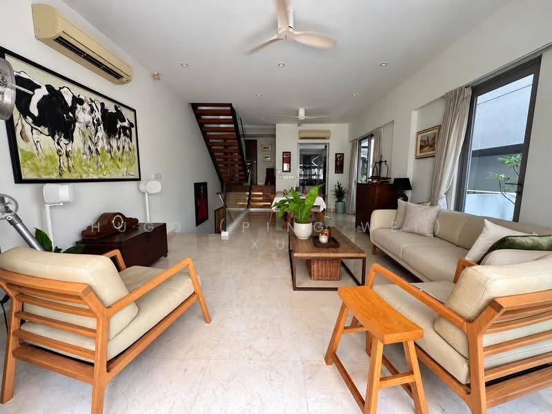 Estrivillas, Jalan Lim Tai See, Tanglin / Holland / Bukit Timah, 5 Bedrooms, 5,414 sqft, Cluster House For Sale, by Hugo (Ping Wei) Xu, 500300362 - Living Room - PropertyGuru.com.sg