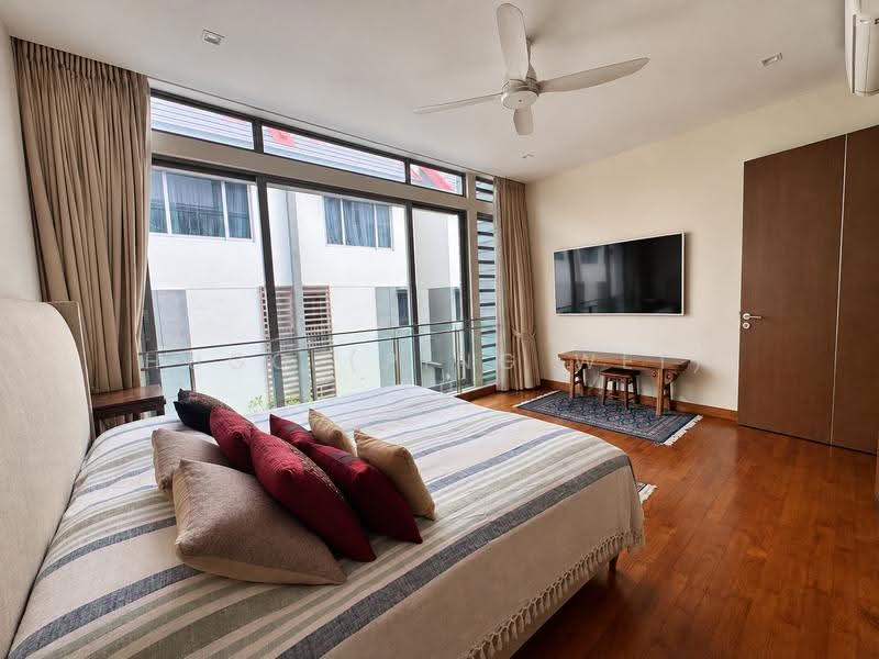 Estrivillas, Jalan Lim Tai See, Tanglin / Holland / Bukit Timah, 5 Bedrooms, 5,414 sqft, Cluster House For Sale, by Hugo (Ping Wei) Xu, 500300362 - Master Bedroom - PropertyGuru.com.sg