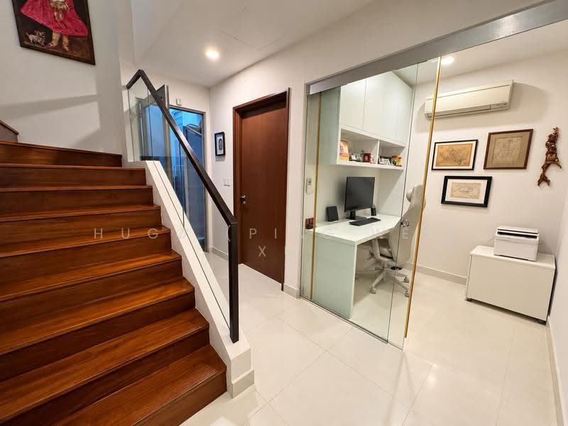 Estrivillas, Jalan Lim Tai See, Tanglin / Holland / Bukit Timah, 5 Bedrooms, 5,414 sqft, Cluster House For Sale, by Hugo (Ping Wei) Xu, 500300362 - Study - PropertyGuru.com.sg