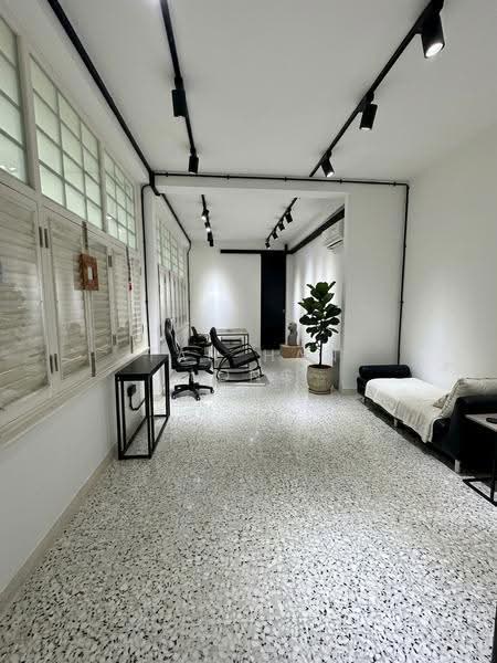 22 Tiong Bahru Road, 22 Tiong Bahru Road, Alexandra / Commonwealth, 2 Bedrooms, 807 sqft, HDB Flat For Sale, by Tan Han Long, 500300421 - Interior - PropertyGuru.com.sg