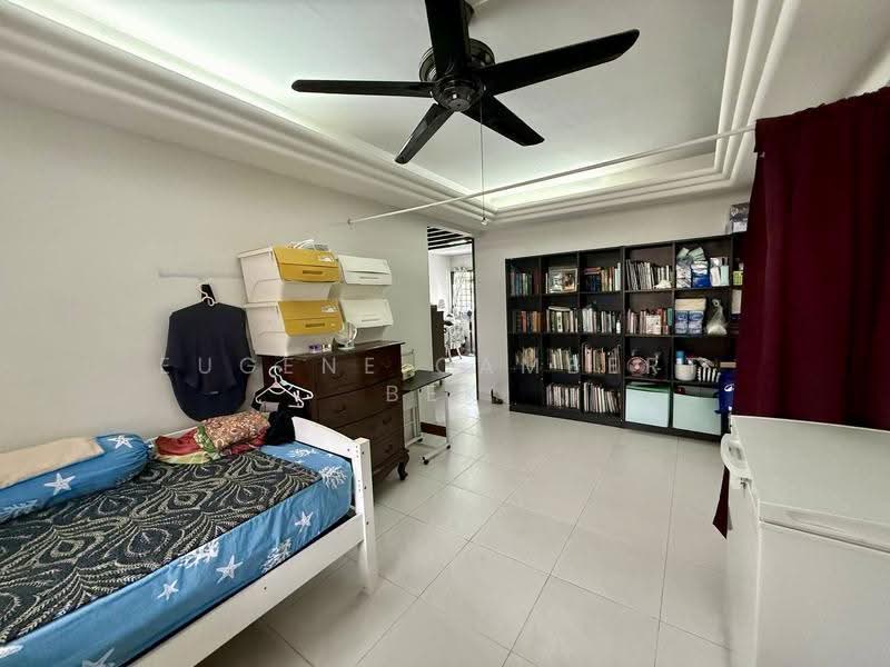 Bedroom 5