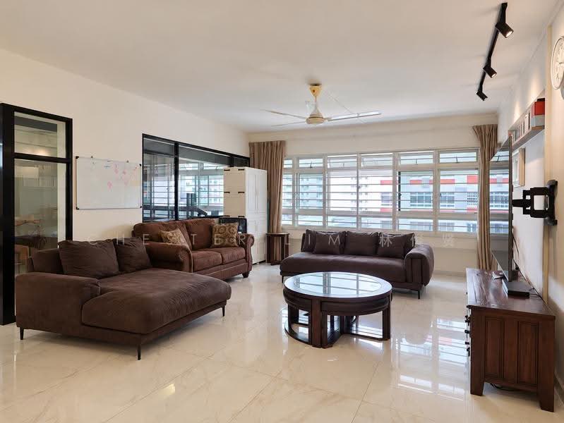 205 Pasir Ris Street 21, 205 Pasir Ris Street 21, Pasir Ris / Tampines, 3 Bedrooms, 1,582 sqft, HDB Flat For Sale, by Chester Lim 林俊贤, 500300502 - Living Room - PropertyGuru.com.sg