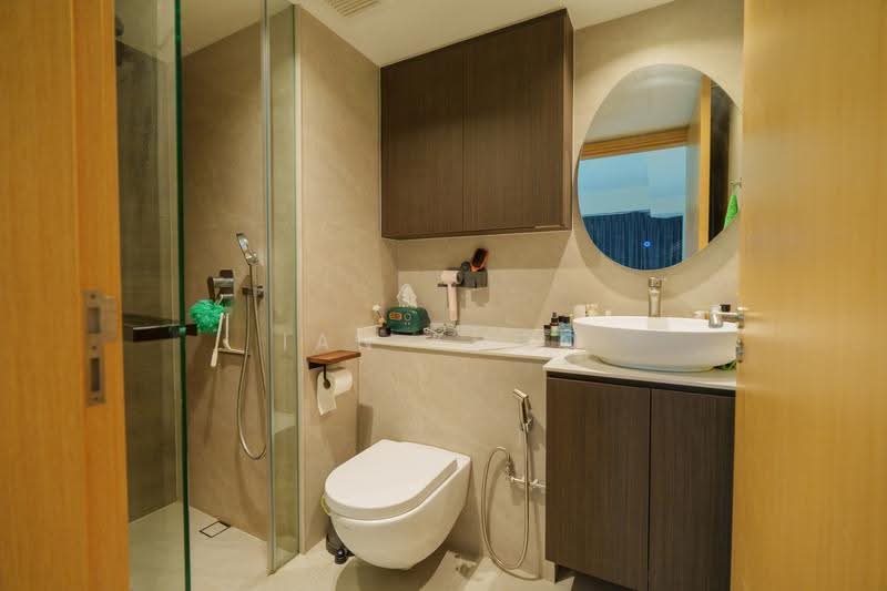 Eight Riversuites, 2 Whampoa East, Balestier / Toa Payoh, 1 Bedroom, 818 sqft, Condominium For Sale, by Ian Khoo, 500300505 - Bathroom - PropertyGuru.com.sg