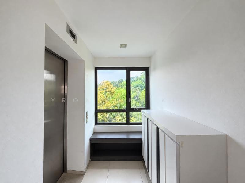 Meadows @ Peirce, 626 Upper Thomson Road, Mandai / Upper Thomson, 4 Bedrooms, 1,851 sqft, Condominium For Sale, by Myron Pang Kian Hann, 500300558 - Corridor - PropertyGuru.com.sg