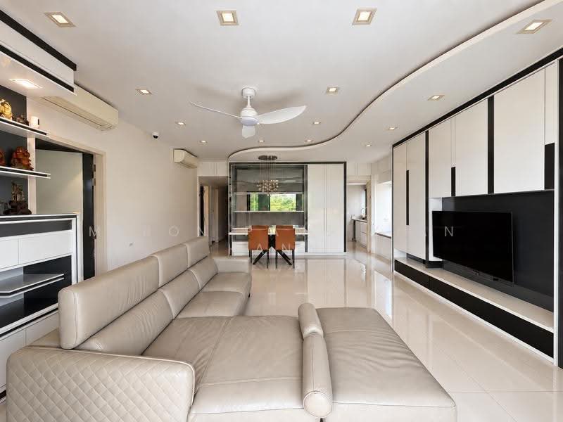Meadows @ Peirce, 626 Upper Thomson Road, Mandai / Upper Thomson, 4 Bedrooms, 1,851 sqft, Condominium For Sale, by Myron Pang Kian Hann, 500300558 - Living Room - PropertyGuru.com.sg