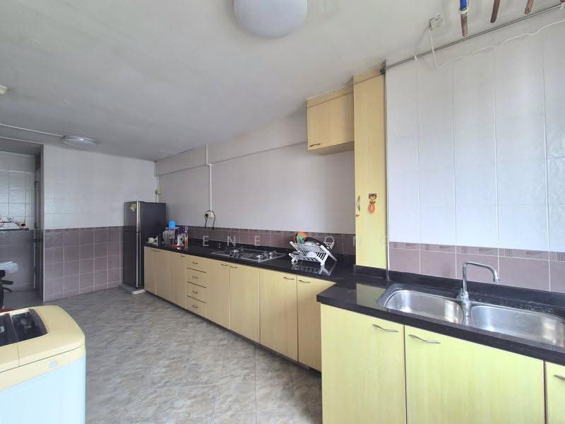 527 Jurong West Street 52, 527 Jurong West Street 52, Boon Lay / Jurong / Tuas, 3 Bedrooms, 1,001 sqft, HDB Flat For Rent, by Irene Yong, 500300606 - Kitchen - PropertyGuru.com.sg