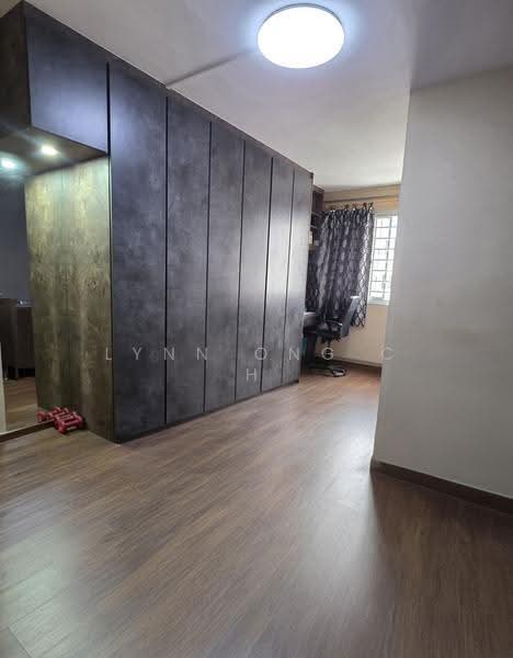 289 Choa Chu Kang Avenue 3, 289 Choa Chu Kang Avenue 3, Dairy Farm / Bukit Panjang / Choa Chu Kang, 3 Bedrooms, 1,119 sqft, HDB Flat For Rent, by Lynn Ong C H, 500300610 - Master room - PropertyGuru.com.sg