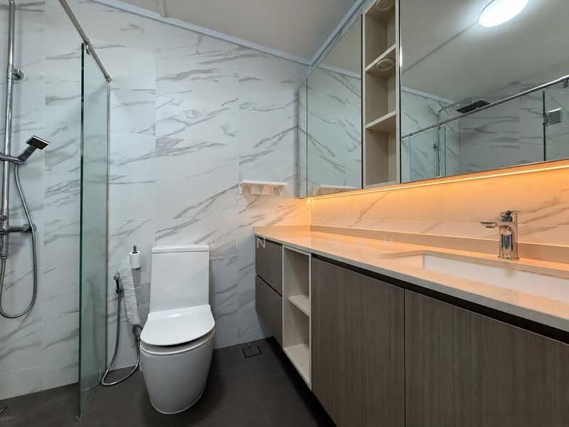 185 Edgefield Plains, 185 Edgefield Plains, Hougang / Punggol / Sengkang, 4 Bedrooms, 1,378 sqft, HDB Flat For Sale, by Kavin Kuah, 500300803 - Bathroom - PropertyGuru.com.sg