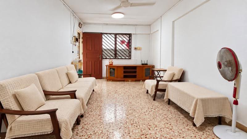 110 Hougang Avenue 1, 110 Hougang Avenue 1, Hougang / Punggol / Sengkang, 2 Bedrooms, 721 sqft, HDB Flat For Sale, by Amy Tan, 500300831 - Living Room - PropertyGuru.com.sg