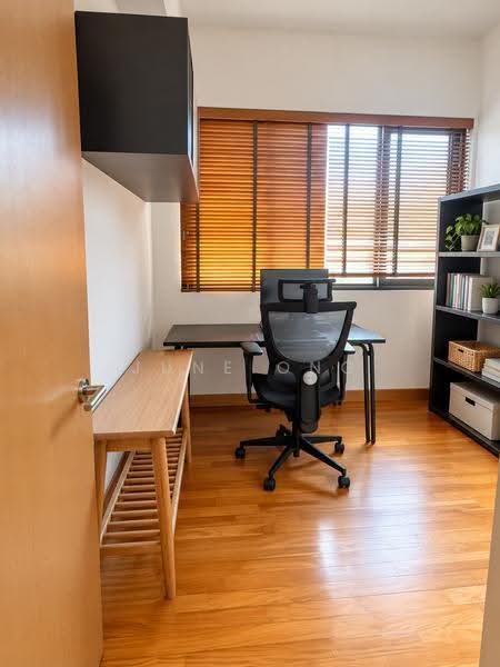 Alex Residences, 28 Alexandra View, Alexandra / Commonwealth, 2 Bedrooms, 678 sqft, Apartment For Sale, by June Ong, 500300856 - Study - PropertyGuru.com.sg