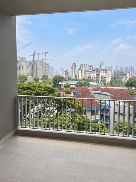 Alex Residences, 28 Alexandra View, Alexandra / Commonwealth, 2 Bedrooms, 678 sqft, Apartment For Sale, by June Ong, 500300856 - Balcony - PropertyGuru.com.sg