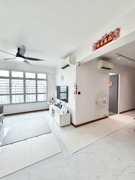 164C Rivervale Crescent, 164C Rivervale Crescent, Hougang / Punggol / Sengkang, 3 Bedrooms, 1,001 sqft, HDB Flat For Sale, by Alicia Ong, 500300952 - Living Room - PropertyGuru.com.sg