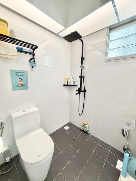 164C Rivervale Crescent, 164C Rivervale Crescent, Hougang / Punggol / Sengkang, 3 Bedrooms, 1,001 sqft, HDB Flat For Sale, by Alicia Ong, 500300952 - Bathroom - PropertyGuru.com.sg