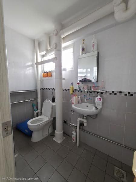 Common Bathroom