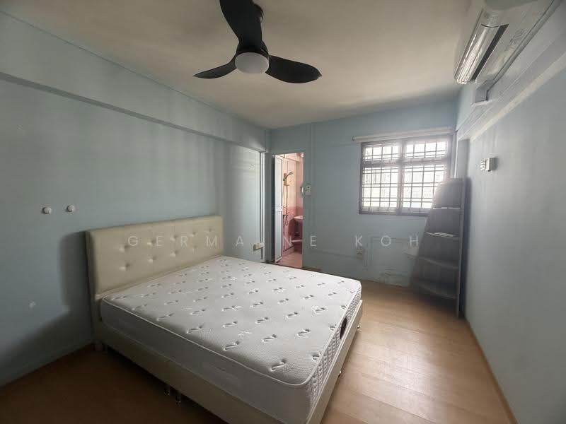 11 Teck Whye Lane, 11 Teck Whye Lane, Dairy Farm / Bukit Panjang / Choa Chu Kang, 4 Bedrooms, 1,001 sqft, HDB Flat For Rent, by Germaine Koh, 500301024 - Bedroom - PropertyGuru.com.sg